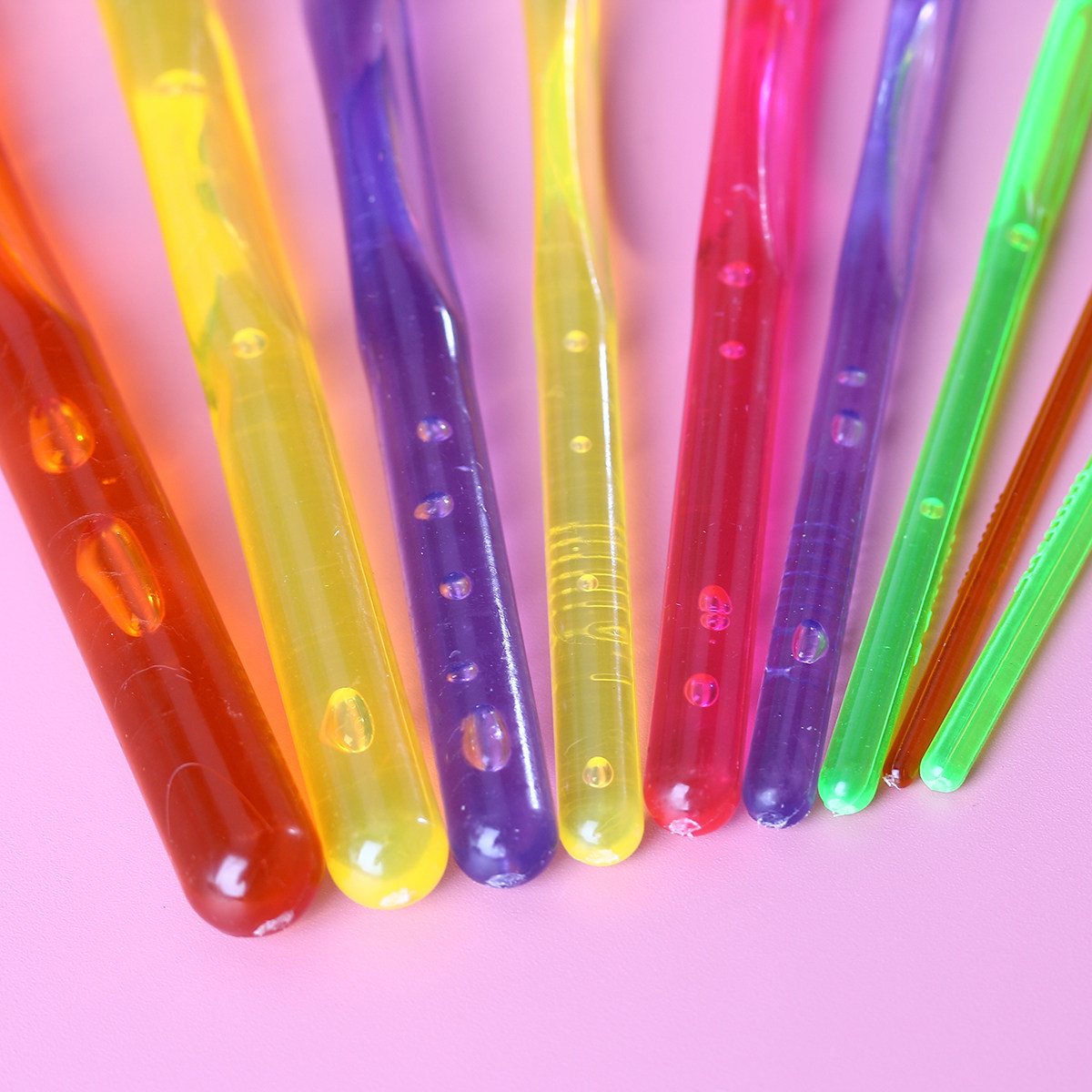 9개의 다채로운 색상의 플라스틱 크로셰 바늘 세트, 다 - Crochet Hook Set 리뷰 및 가격